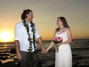THE ANATOMY OF A LAST MINUTE HAWAII WEDDING PACKAGE.