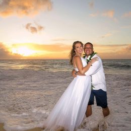 Happy Hawaii Wedding Couple