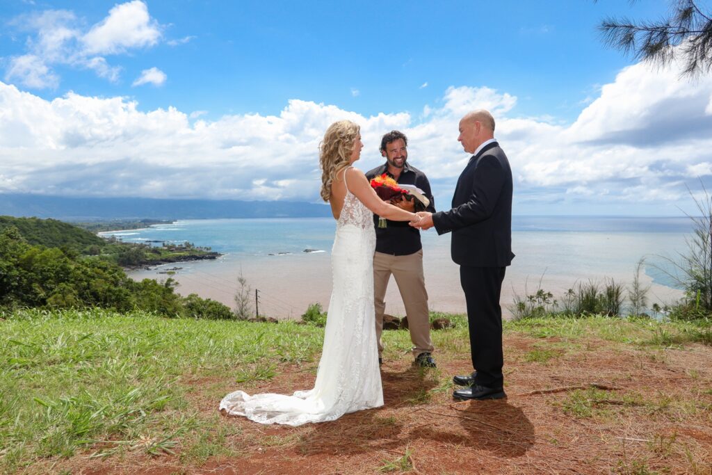 adventure-wedding-2-1024x683 ADVENTURE HELICOPTER WEDDINGS IN HAWAII!